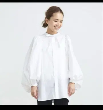 yori 화이트 벌룬 슬리브 셔츠