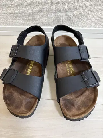 버켄스탁 블랙 샌들 39 사이즈