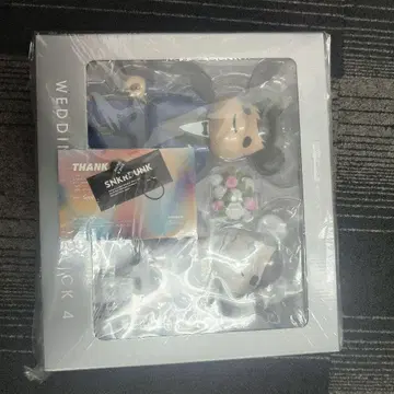 WEDDING 베어브릭 4 피규어 세트