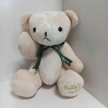 타리즈 커피 크림색 봉제 인형