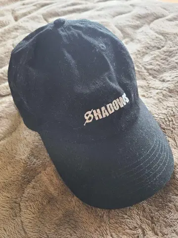 SHADOWS Deviluse 콜라보 캡