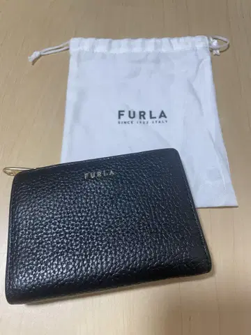 FURLA 두겹 지갑 블랙 수납 가방 포함