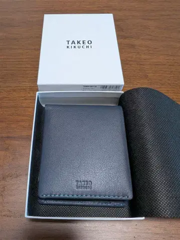미사용 새상품 TAKEO KIKUCHI 두겹 지갑 네이비 동전 지갑