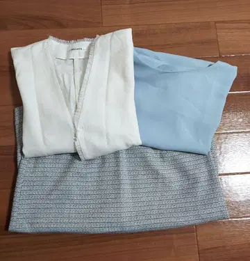 화이트 자켓 블루 블라우스 그레이스 스커트 세트 M 미사용
