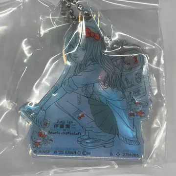 이토 준지 산리오 캐릭터즈 아크릴 참 갸루 토미에 2