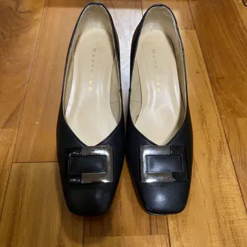 블랙 가죽 스퀘어토 메탈 버클 에스프레소 23cm 3E