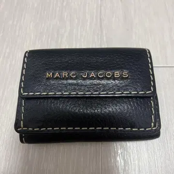 MARCJACOBS 마크제이콥스 지갑 3단 폴더형