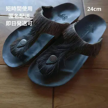 거의 새상품 퍼 플립플랍 24cm 해외 구매