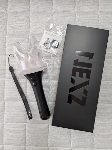 NEXZ 공식 응원봉