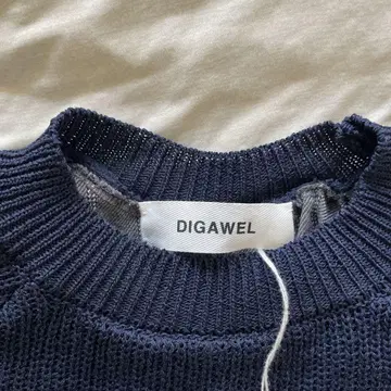 DIGAWEL 네이비 긴팔 니트 26
