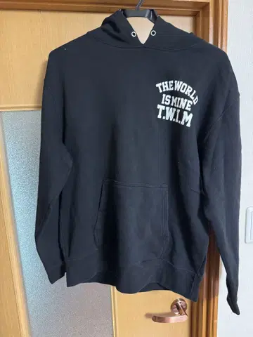 T.W.I.M. 후드티 M 새상품급