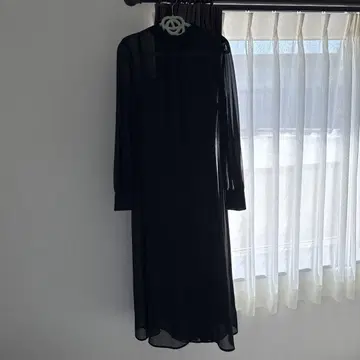 플레이 아이디 시스루 긴팔 블랙 드레스 F 사이즈 새상품급
