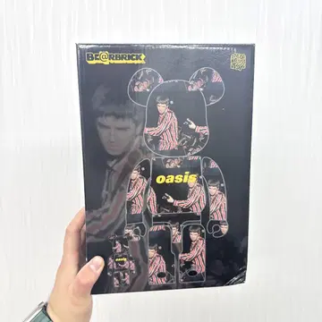 베어브릭 오아시스 피규어