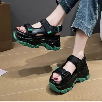 통굽 샌들