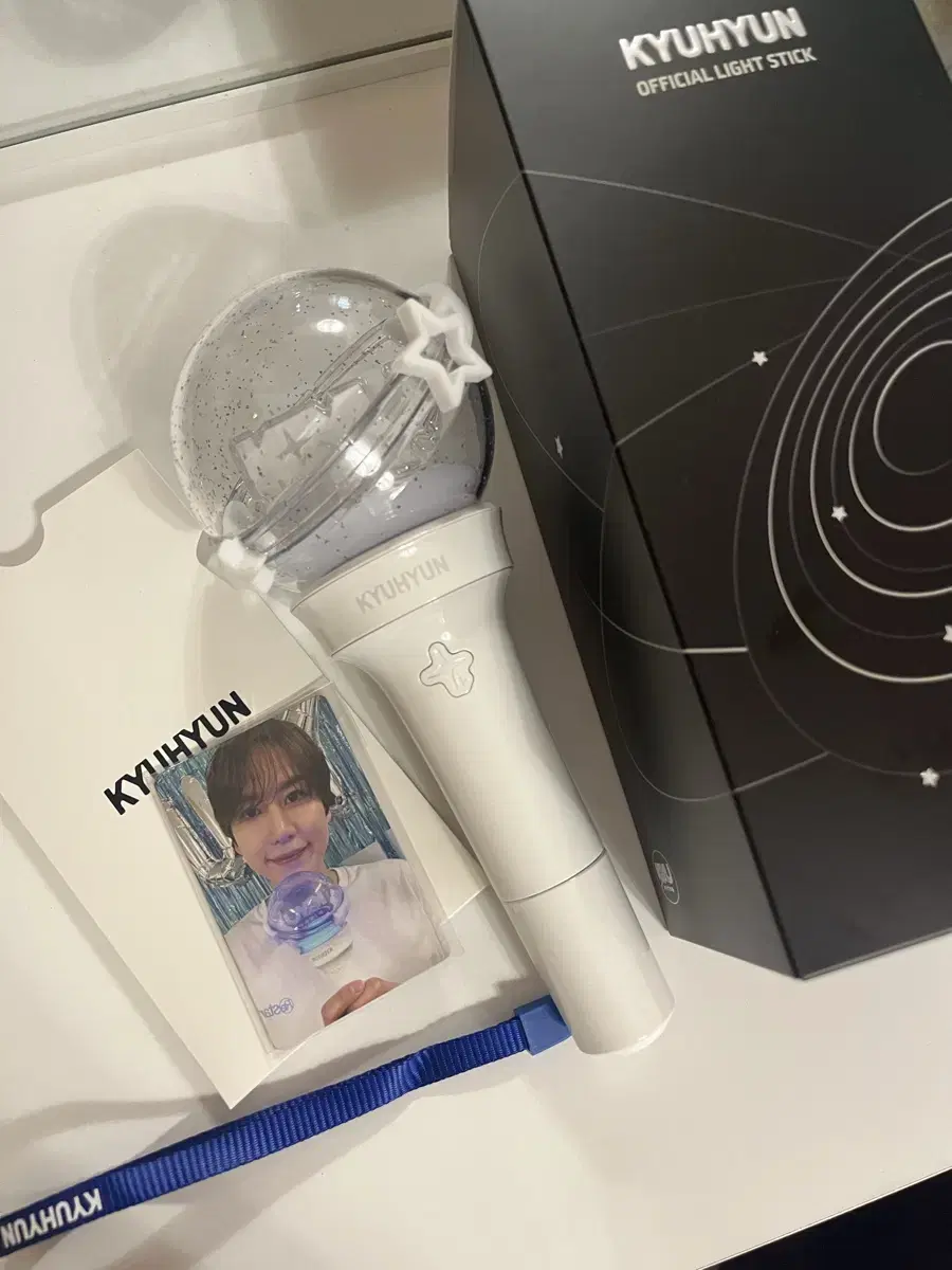 Kyuhyun lightstick, Gyubong, Gyupiterbong (includes poca)