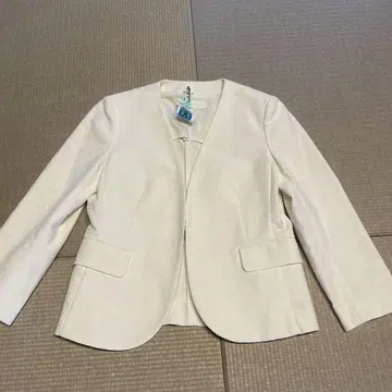 Ballsey 노카라 자켓 사이즈 38 화이트