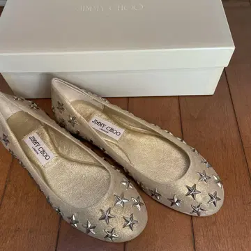 JIMMY CHOO 골드 스타 스터드 플랫 슈즈 미사용품