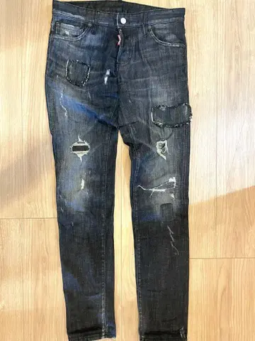 DSQUARED2 데미지 가공 다크 블루 청바지