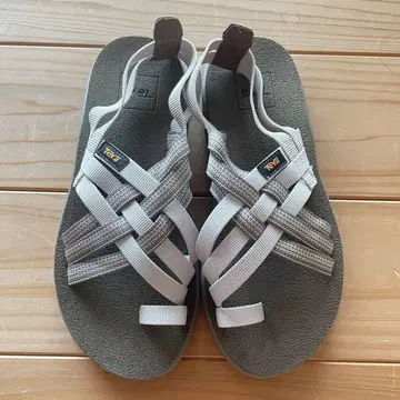 Teva 테바 샌들
