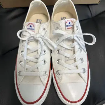 CONVERSE 화이트 캔버스 스니커즈