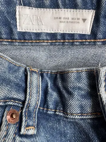 새상품 자라 데님 숏 팬츠 EUR 40