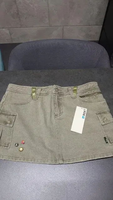 택 포함 새상품! 록시 스커트