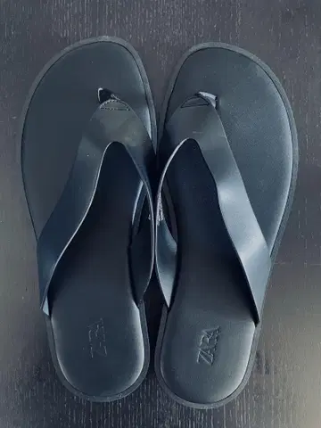 자라 블랙 비치 샌들 41