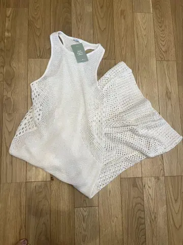 택 포함 새상품 H&M 오가닉 슬리브리스 니트 원피스
