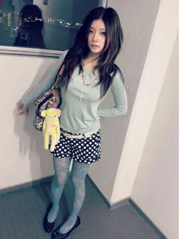 베이비 블루 레이스 장소매