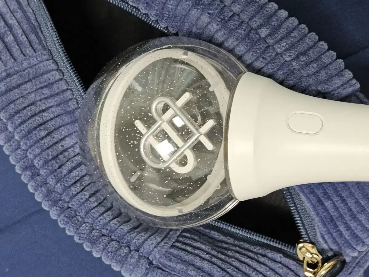 Jeong Seung Hwan Official Light Stick Version 1 + Light Stick Pouch + Keyring Set