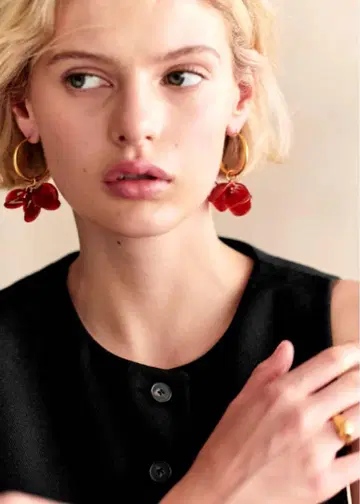 sezane flora 귀걸이 빨간색