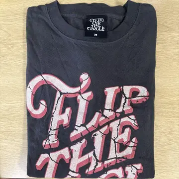 INI FLIP THE CIRCLE M 사이즈 티셔츠