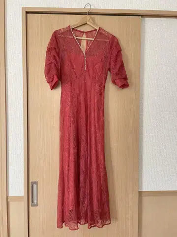 레이스 빨간색 롱 원피스 반팔