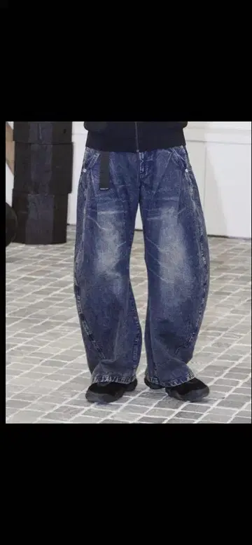 conz 콘즈 커브 데님 와이드 레그 다크 블루 데님