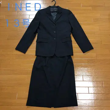 INED 13호 정장 자켓과 스커트 세트