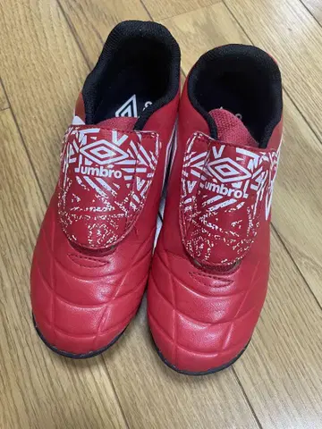 엄브로 슬립온 축구화 레드 20cm