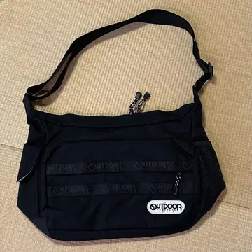 OUTDOOR PRODUCTS 숄더백 16L 블랙 수납 공간 넉넉함