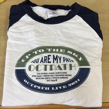 OCTPATH 롱 티셔츠 M 사이즈 up to the sky