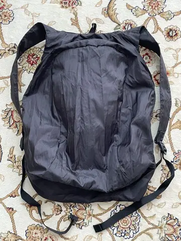 무인양품 접이식 발수 백팩 23l