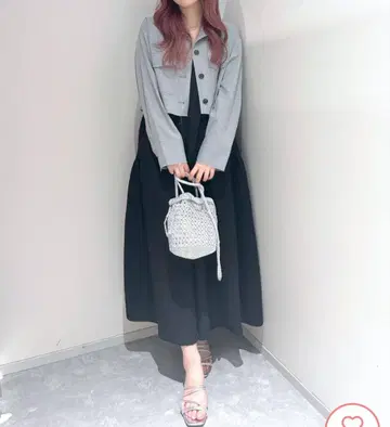 미사용 새상품 택 포함 LOWRYSFARM 숏 셔츠