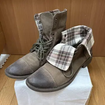 빈티지 브라운 숏부츠 체크 무늬