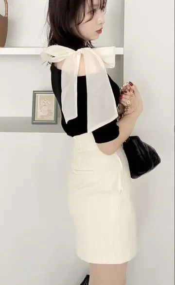 dazzlin 반팔 원숄더 리본 니트 탑