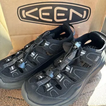 KEEN WK450 샌들