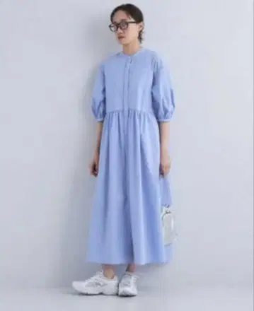 소매 볼륨 원피스