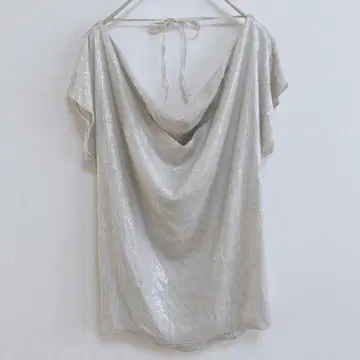 이탈리아제 반팔 상의 드레이프 넥 스팽글 라이트 그레이