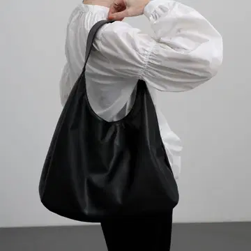 select MOCA 원 핸들 심플 토트백: 블랙