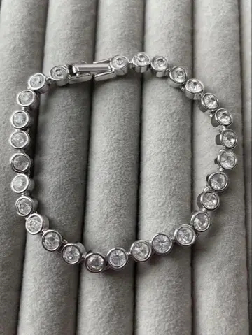 SWAROVSKI 팔찌