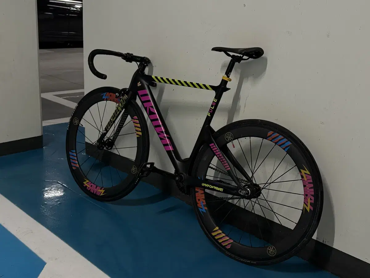 Unknown Pulse vahn Car