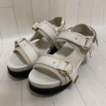 GALLARDAGALANTE [2.718] 벨트 샌들