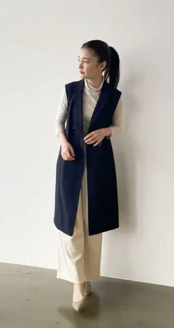 COHINA 사이드 슬릿 롱 베스트 네이비 코히나 cohina